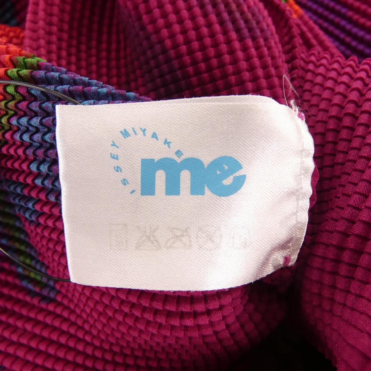 ミーイッセイミヤケ me ISSEY MIYAKE トップス