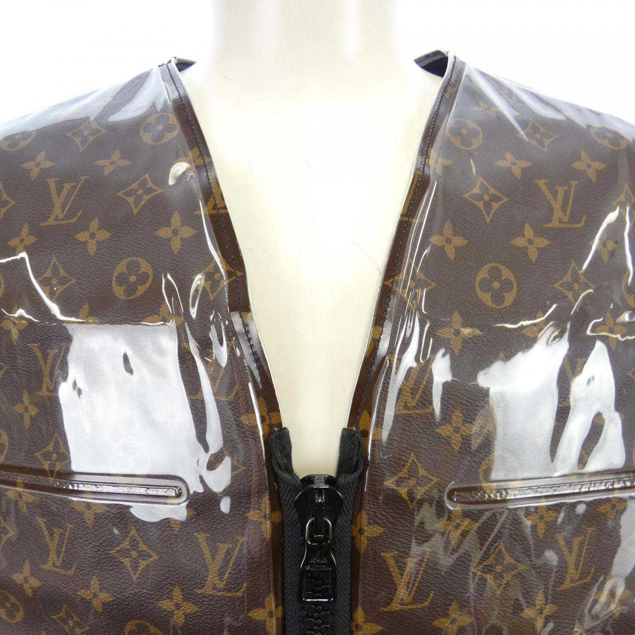 LOUIS LOUIS VUITTON Vest