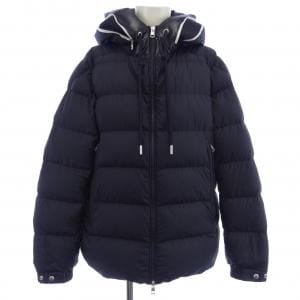 モンクレール MONCLER ダウンジャケット