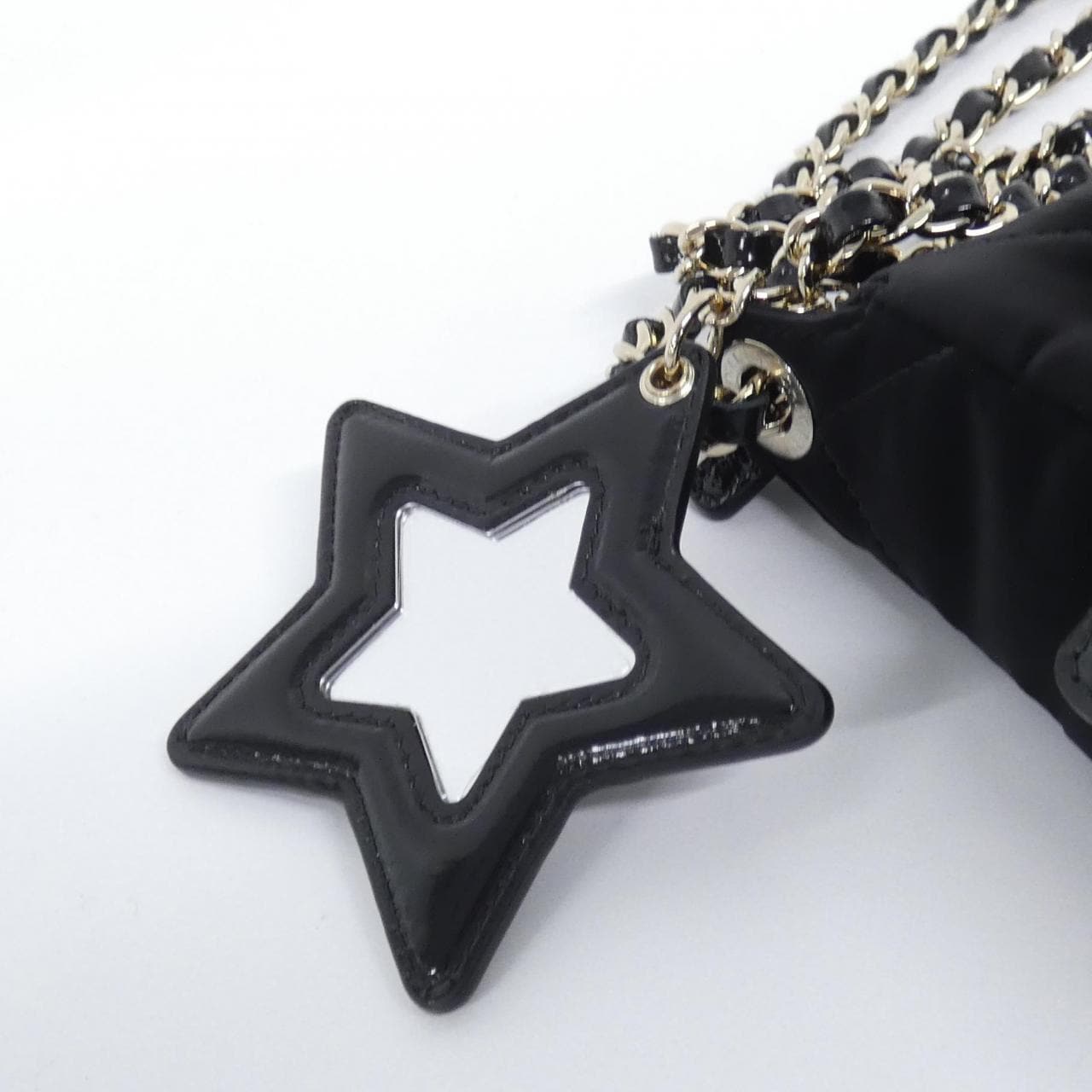 シャネル AP4771 チェーンクラッチ