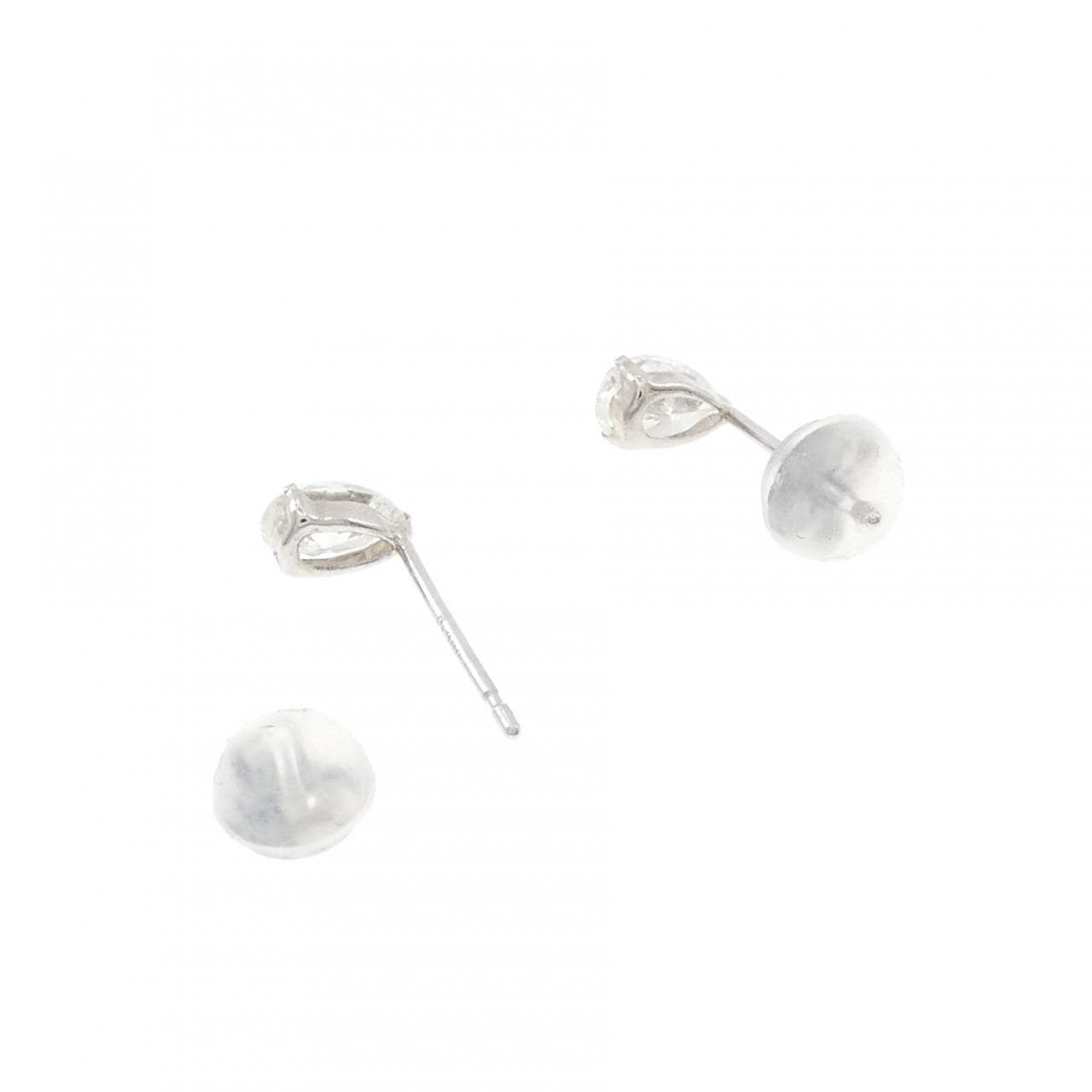 PT900 ソリティア ダイヤモンド ピアス 0.547CT