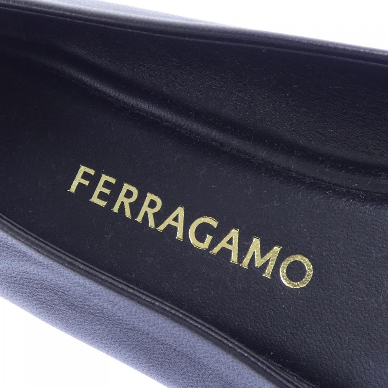 フェラガモ FERRAGAMO フラットシューズ