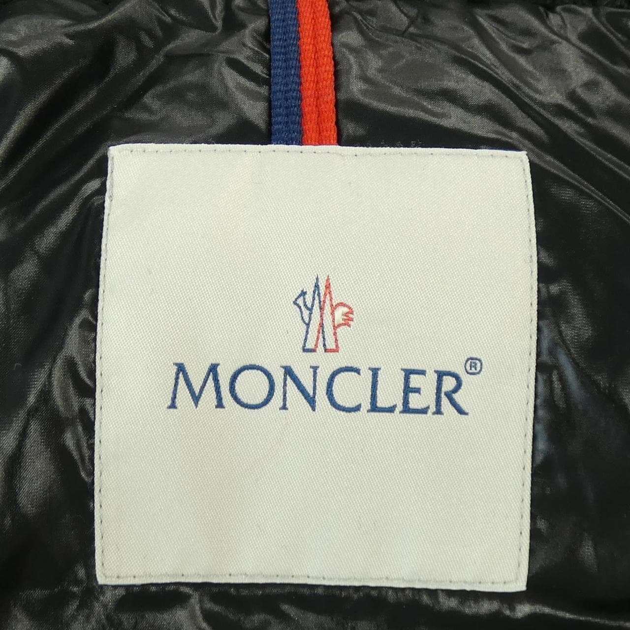 モンクレール MONCLER ダウンジャケット