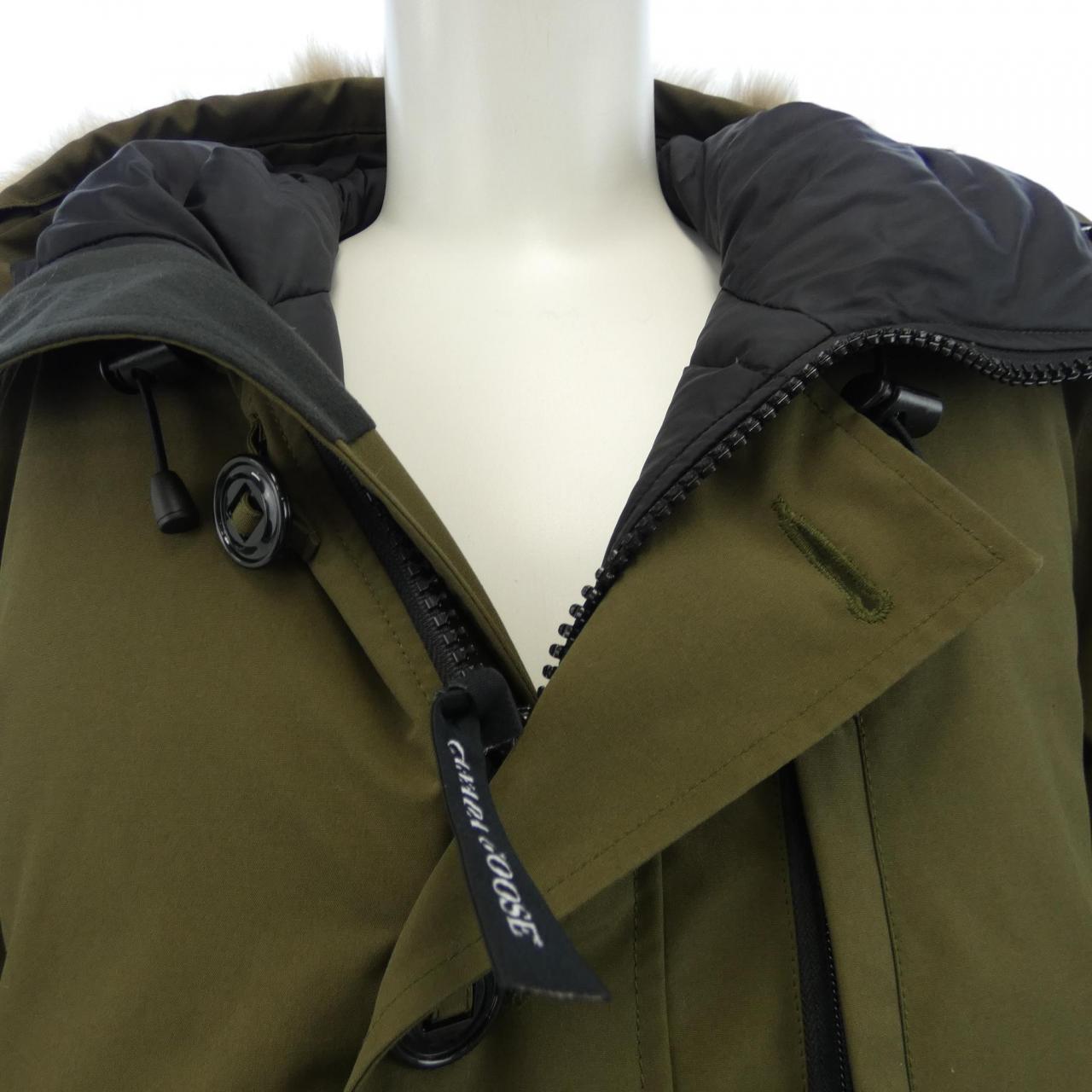 カナダグース CANADA GOOSE ダウンジャケット