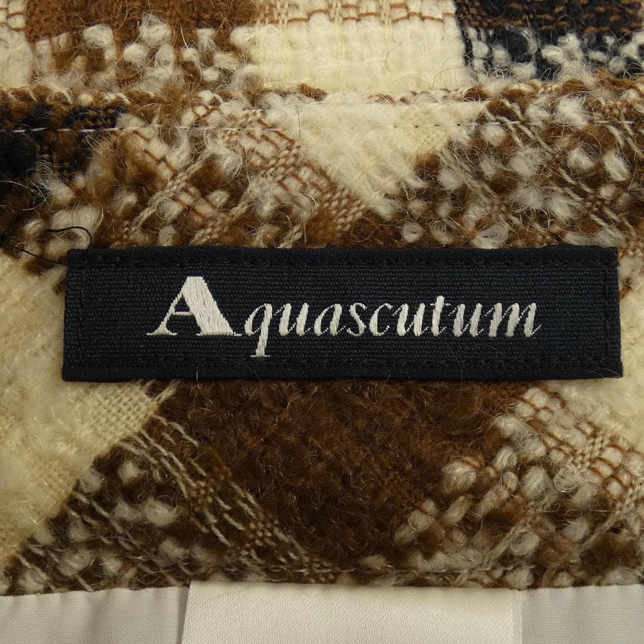 Aquascutum裙