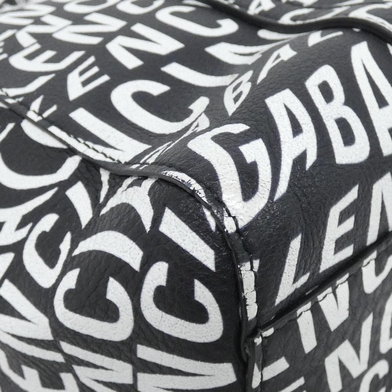 バレンシアガ エブリデイ トート XS 551810 D6WLN バッグ