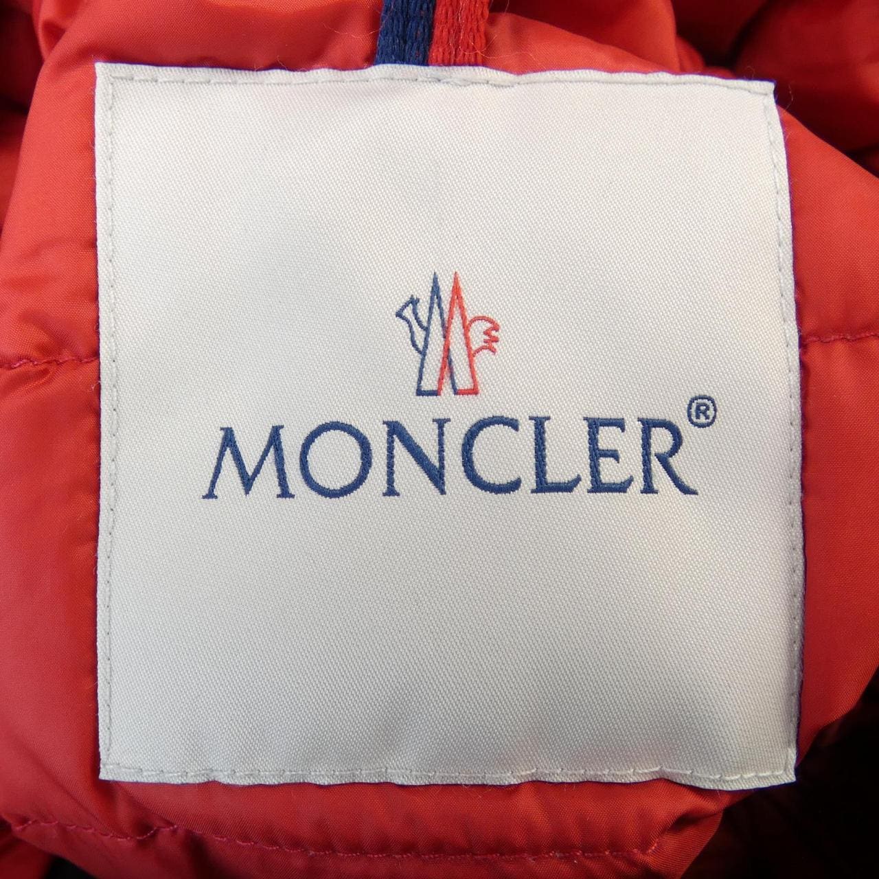 モンクレール MONCLER ダウンジャケット