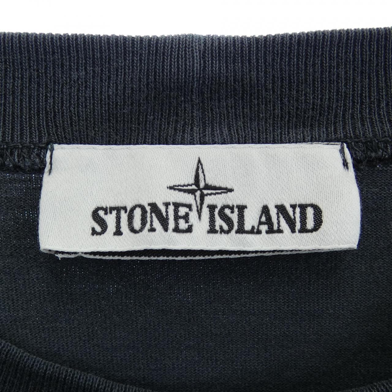 石岛STONE ISLAND上衣