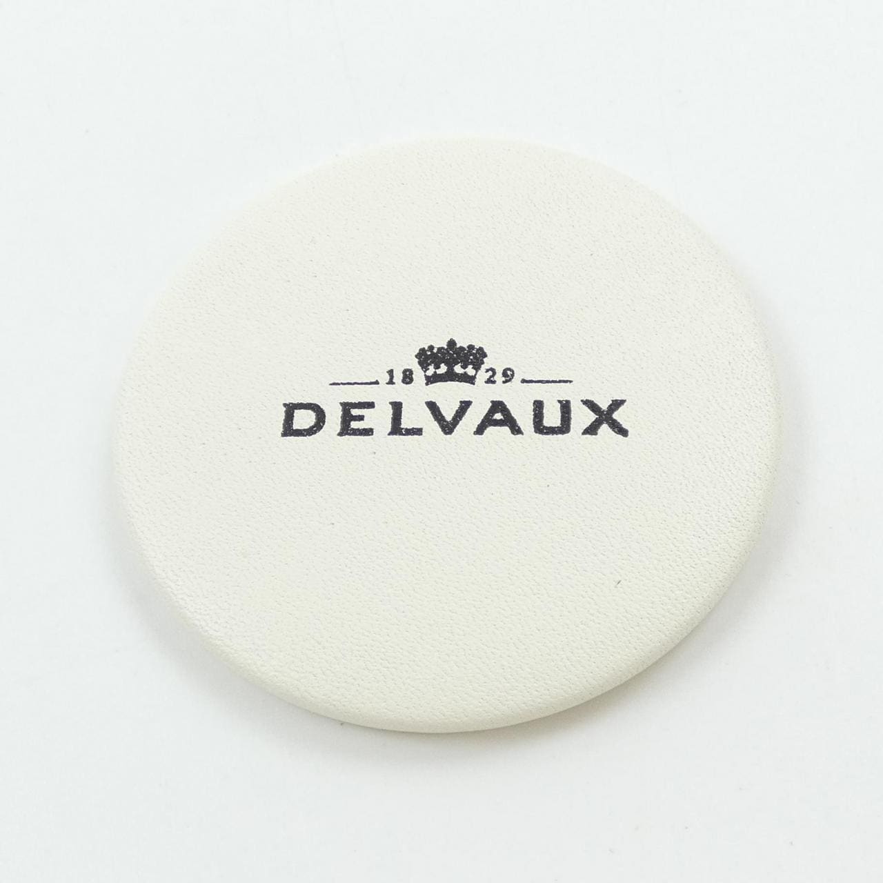 德尔沃DELVAUX