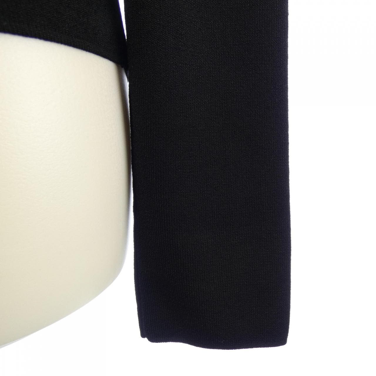 トゥービーシック TO BE CHIC W5N13-638-09 トップス