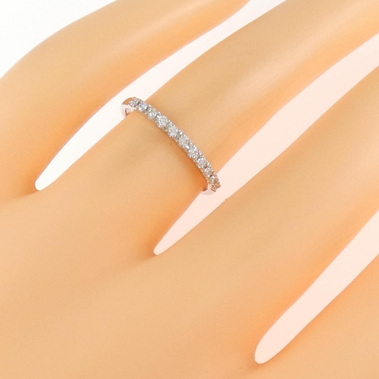 PT950 ハーフエタニティ ダイヤモンド リング 0.11CT