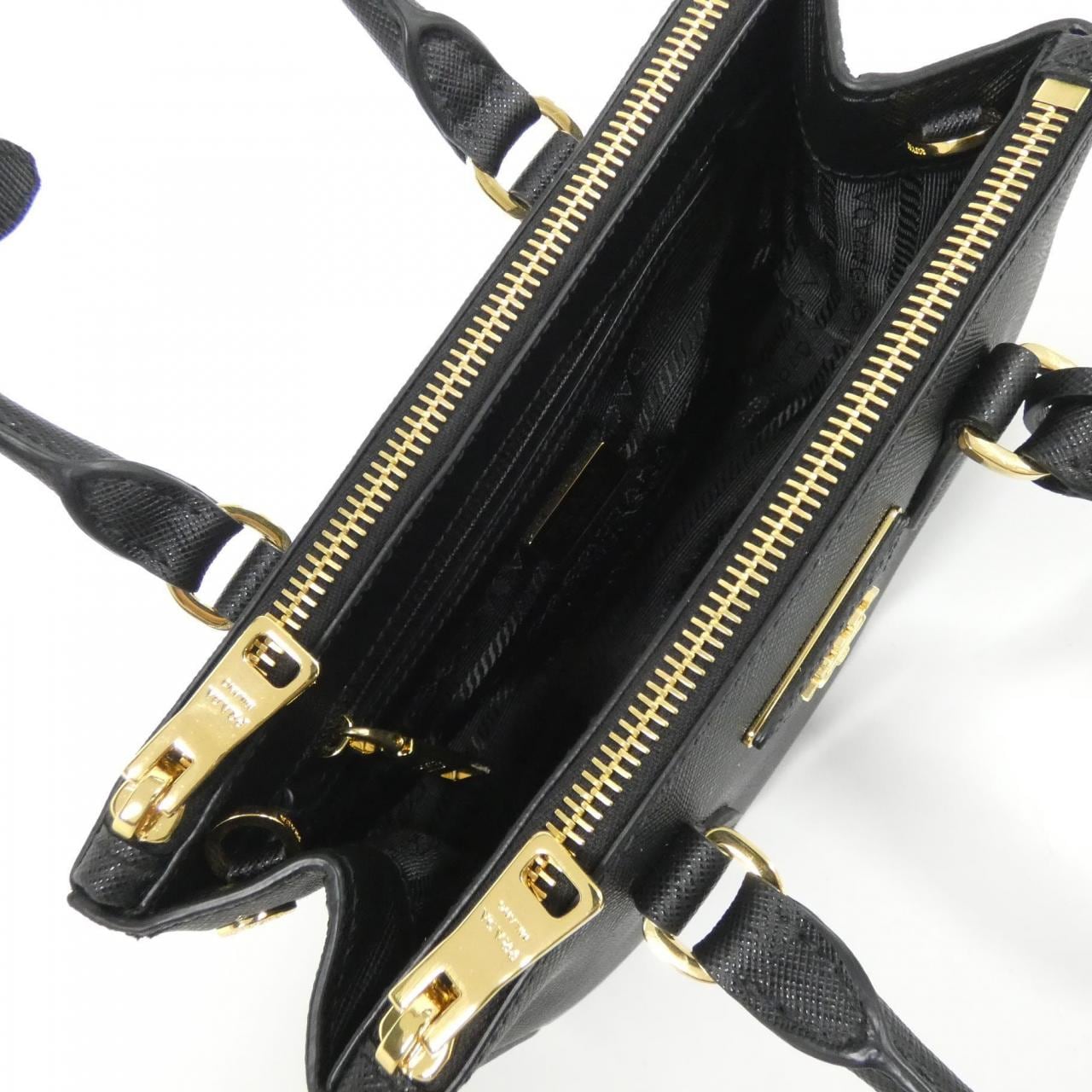 【未使用品】プラダ 1BA916 ショルダーバッグ