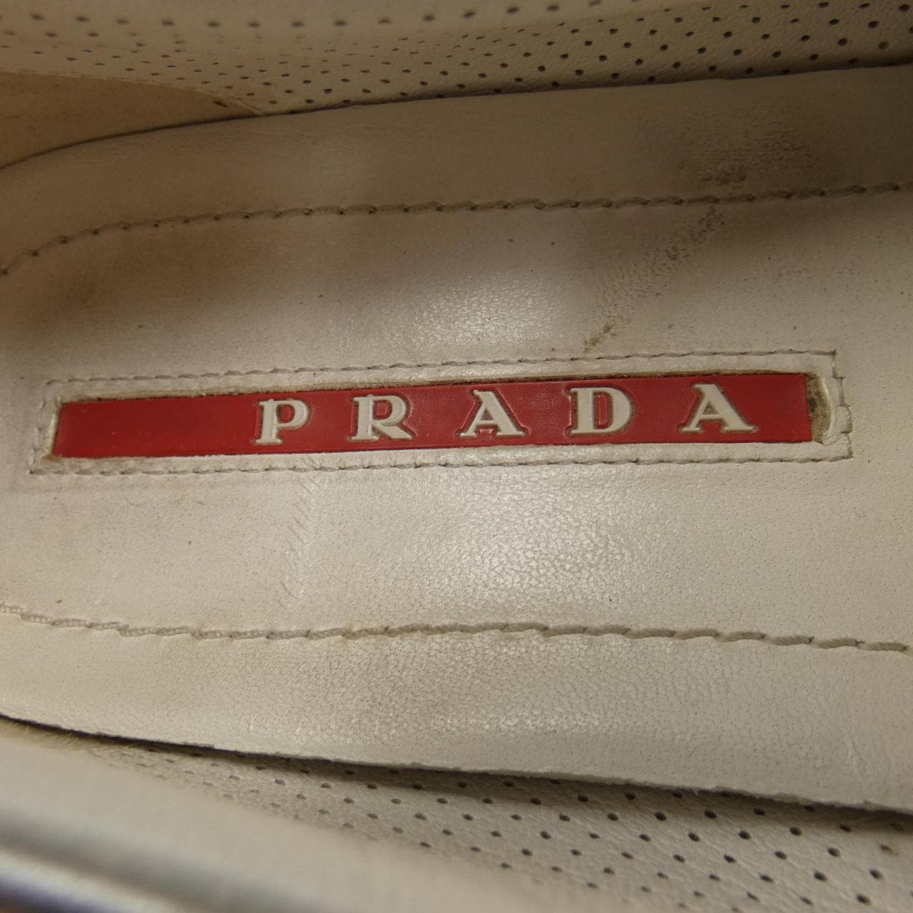 プラダ PRADA スニーカー