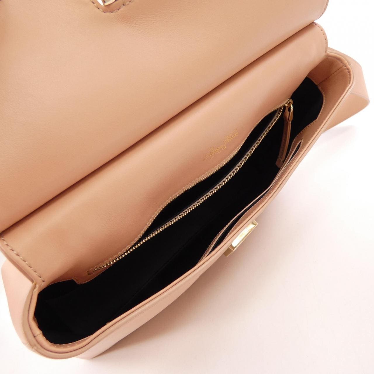 ロジェヴィヴィエ ROGER VIVIER BAG