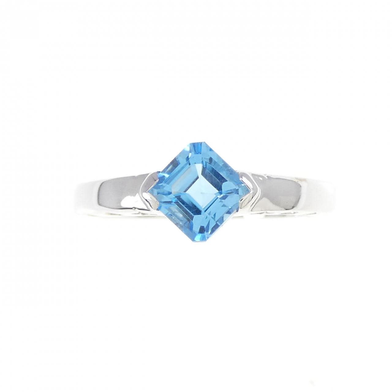 K14WG blue Topaz ring