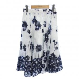 トゥービーシック TO BE CHIC スカート