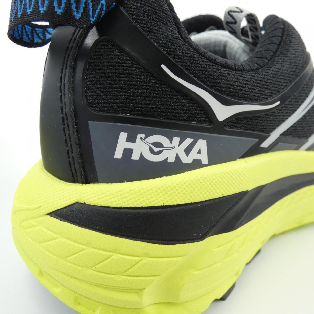 ホカオネオネ HOKA ONE ONE スニーカー