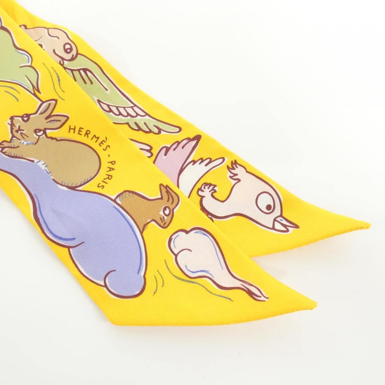エルメス MILLE ET UN LAPINS ツイリー 064007S スカーフ