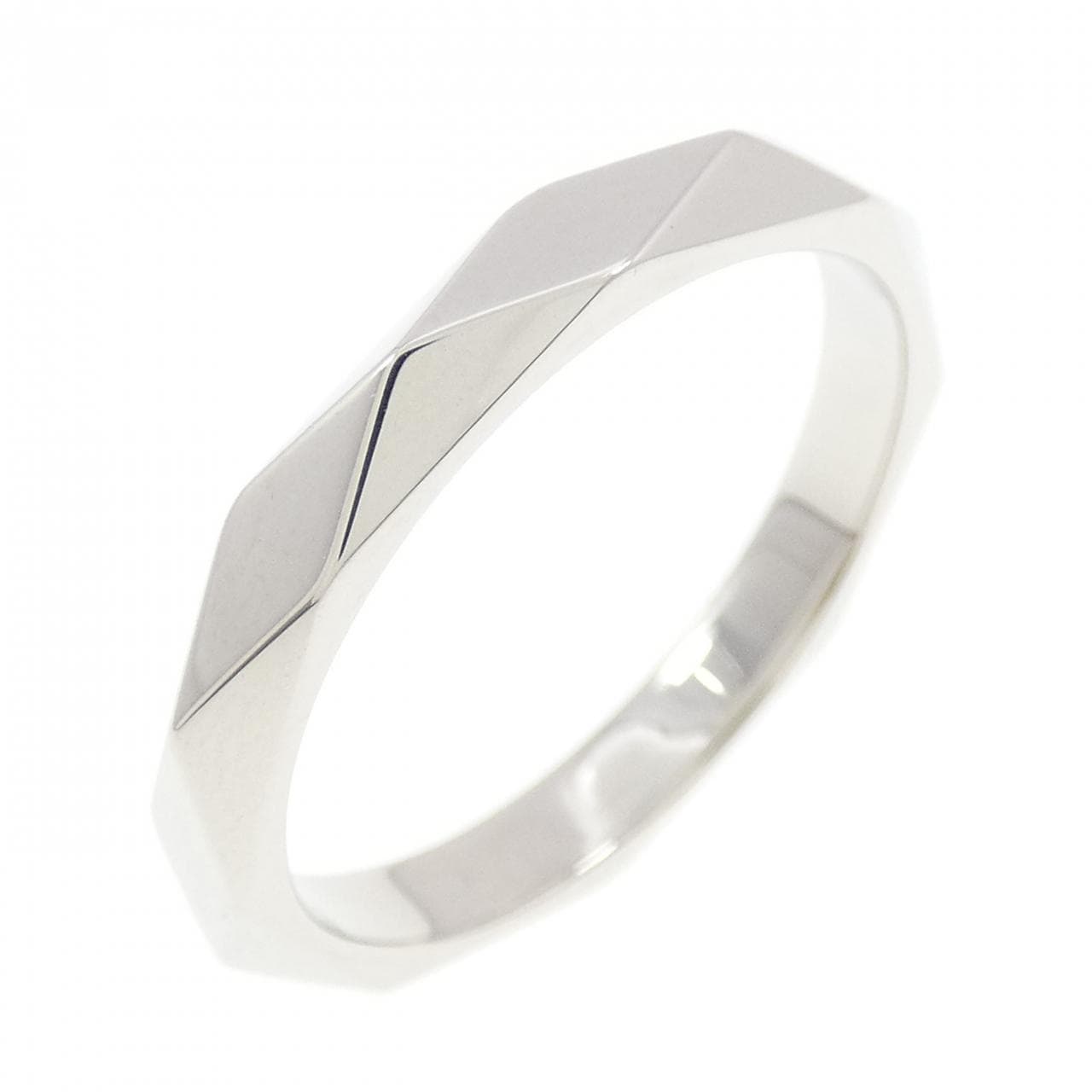 ブシュロン ファセット リング