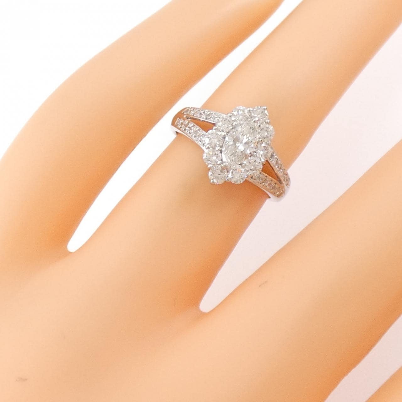 PT900 ダイヤモンド リング 0.329CT
