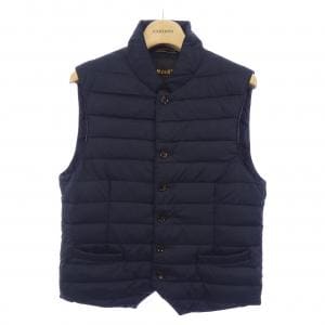 MOORER down vest