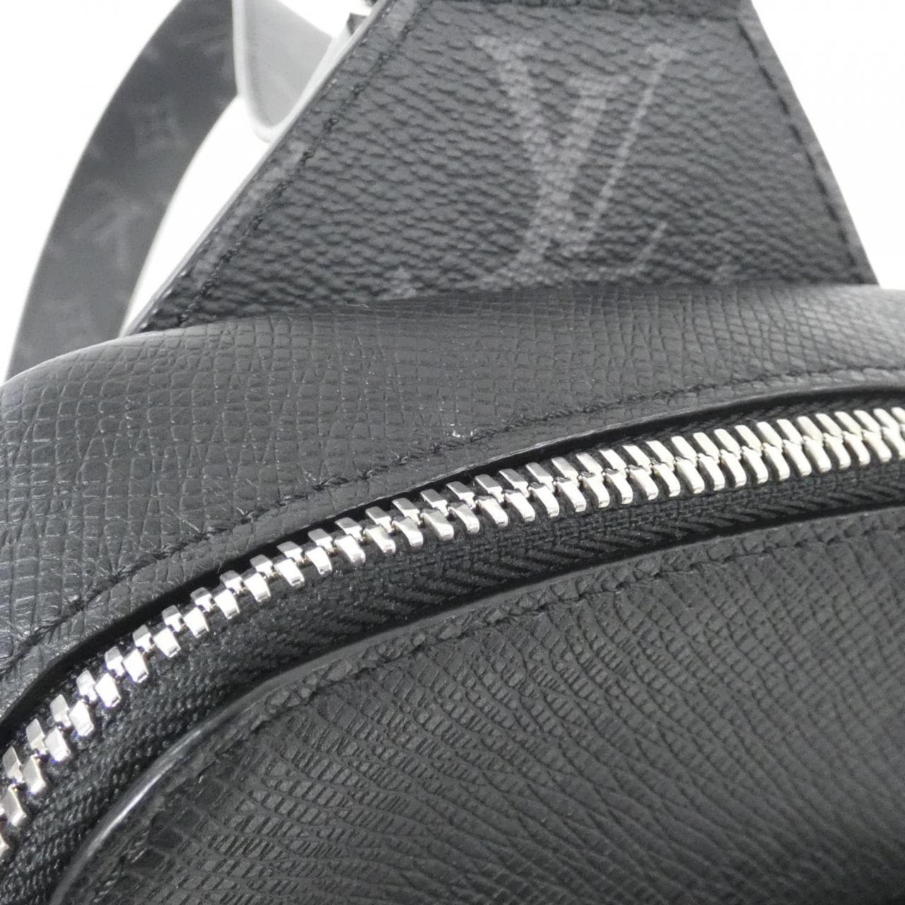 LOUIS VUITTON Taiga Rama Outdoor Sling Bag M30741 Shoulder Bag