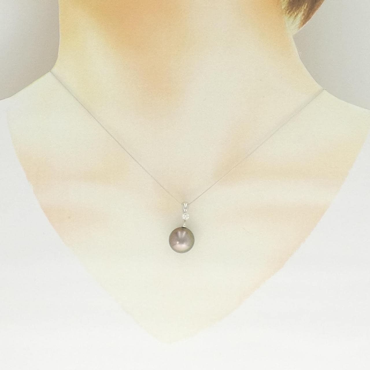 K18WG 黒蝶パール ネックレス 10.8mm