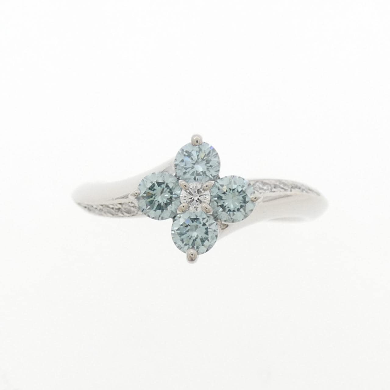 PT900 フラワー ダイヤモンド リング 0.65CT