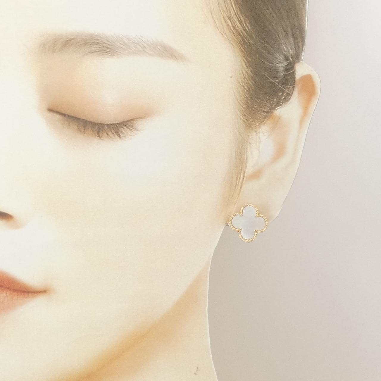 ヴァンクリーフ&アーペル ヴィンテージアルハンブラ ピアス