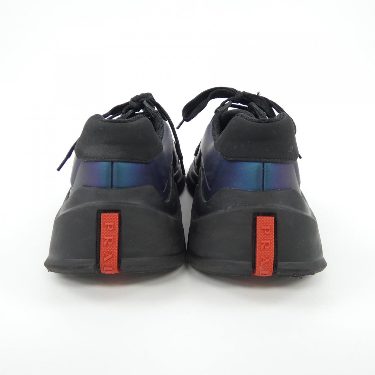 プラダ PRADA スニーカー