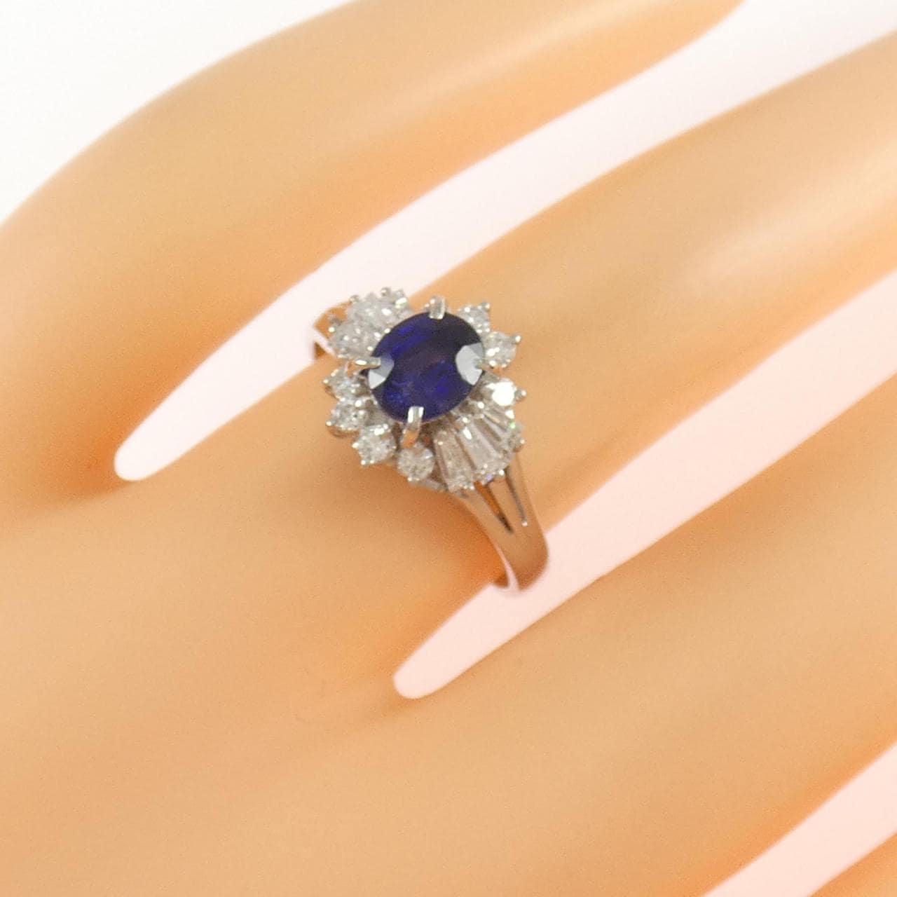 PT900 サファイヤ リング 0.98CT