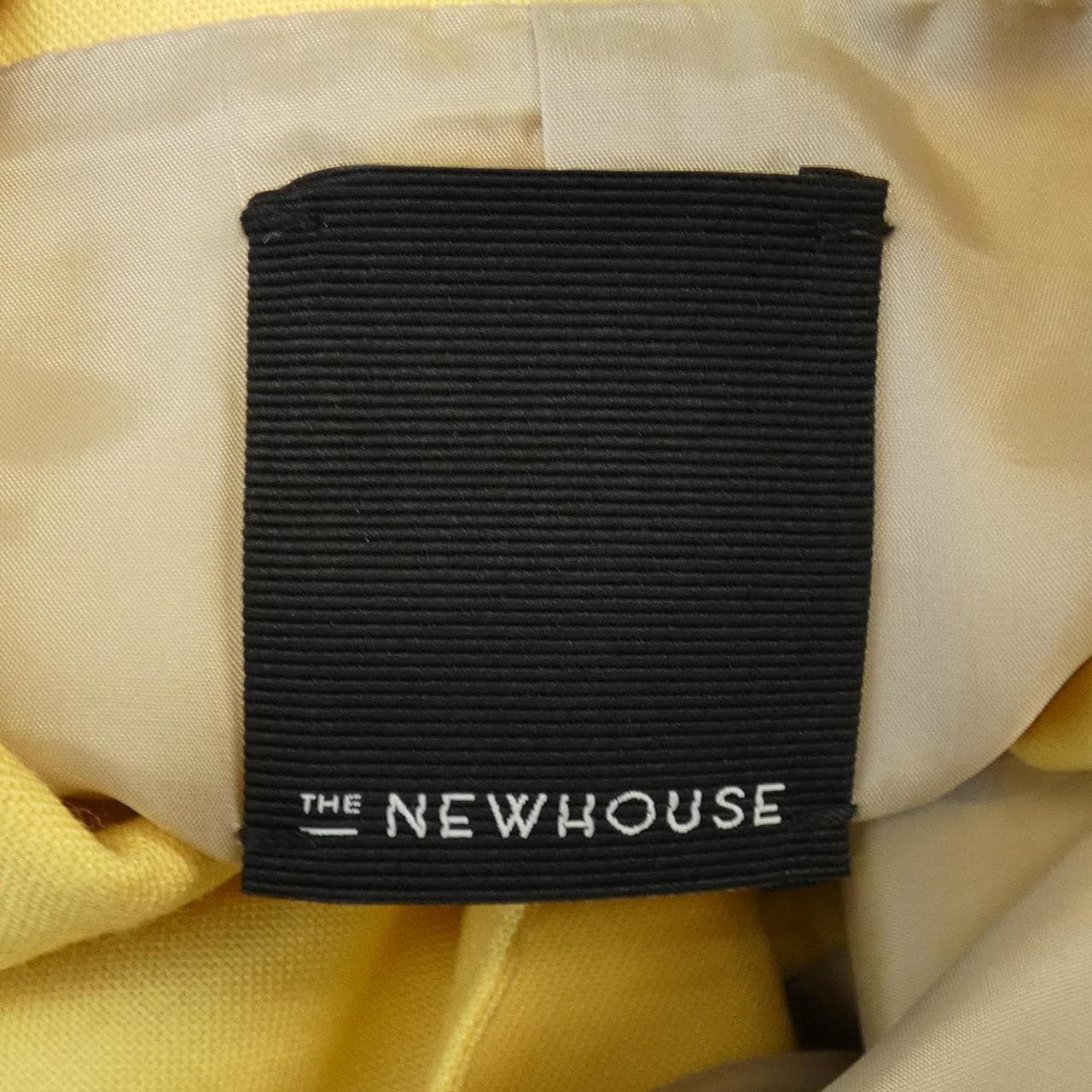 ザニューハウス THE NEWHOUSE ジャケット