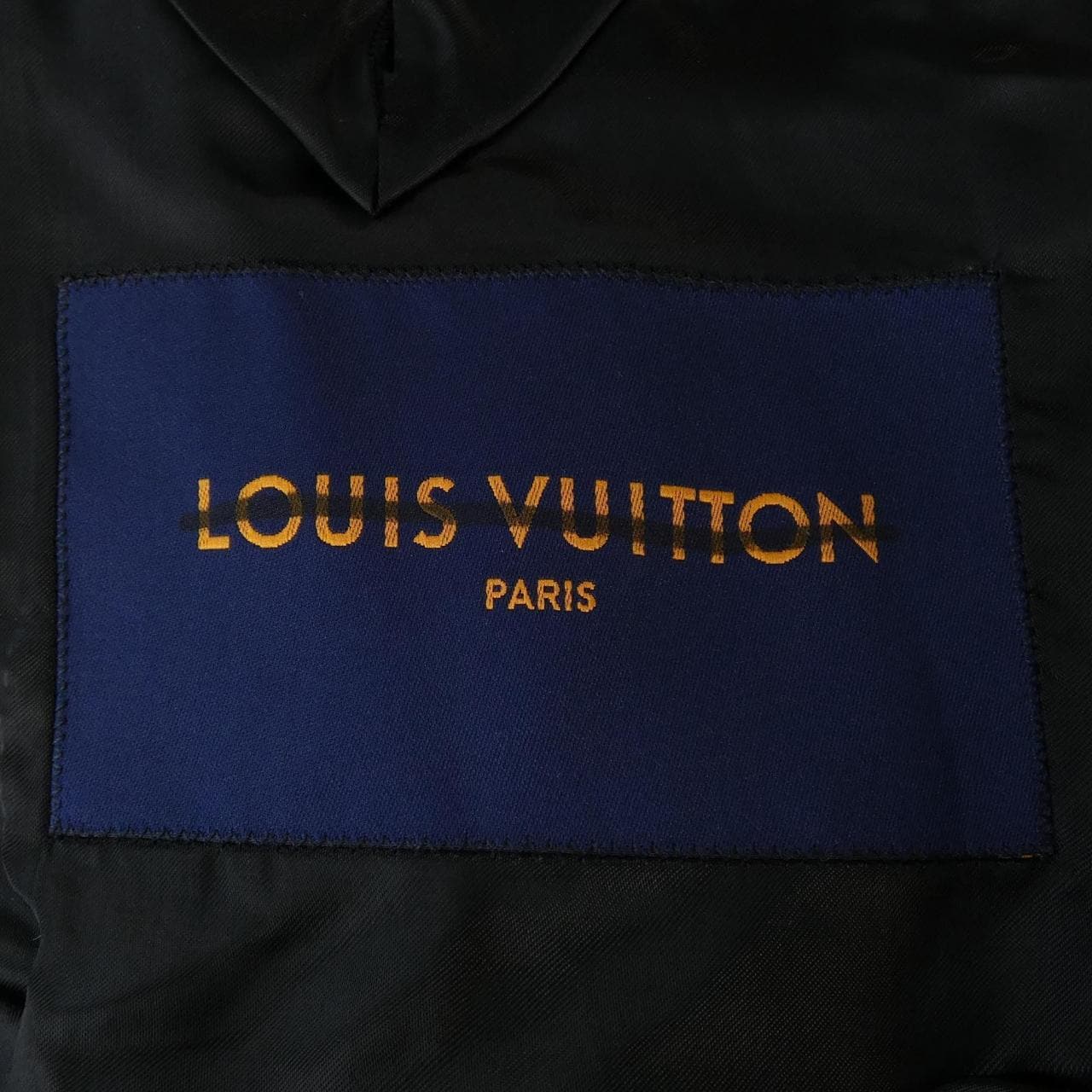 ルイヴィトン LOUIS VUITTON HHJ82EOYA ジャケット