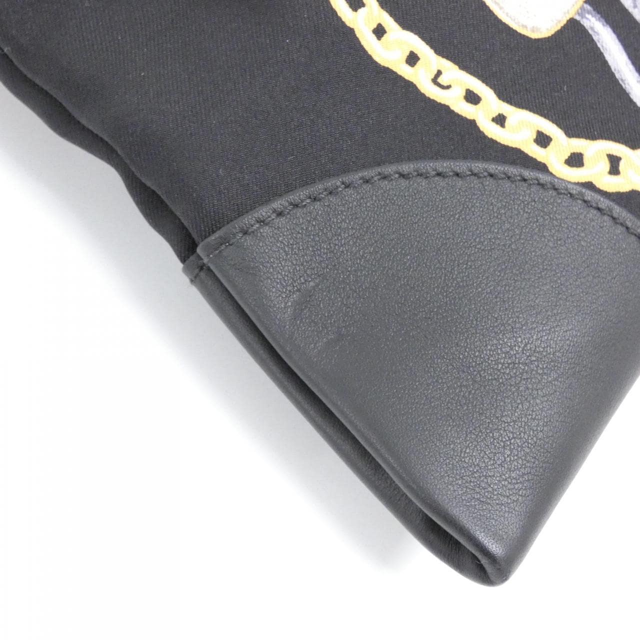 エルメス CHEVALOSCOPE NEON シルキーシティ PM 084535CK ショルダーバッグ