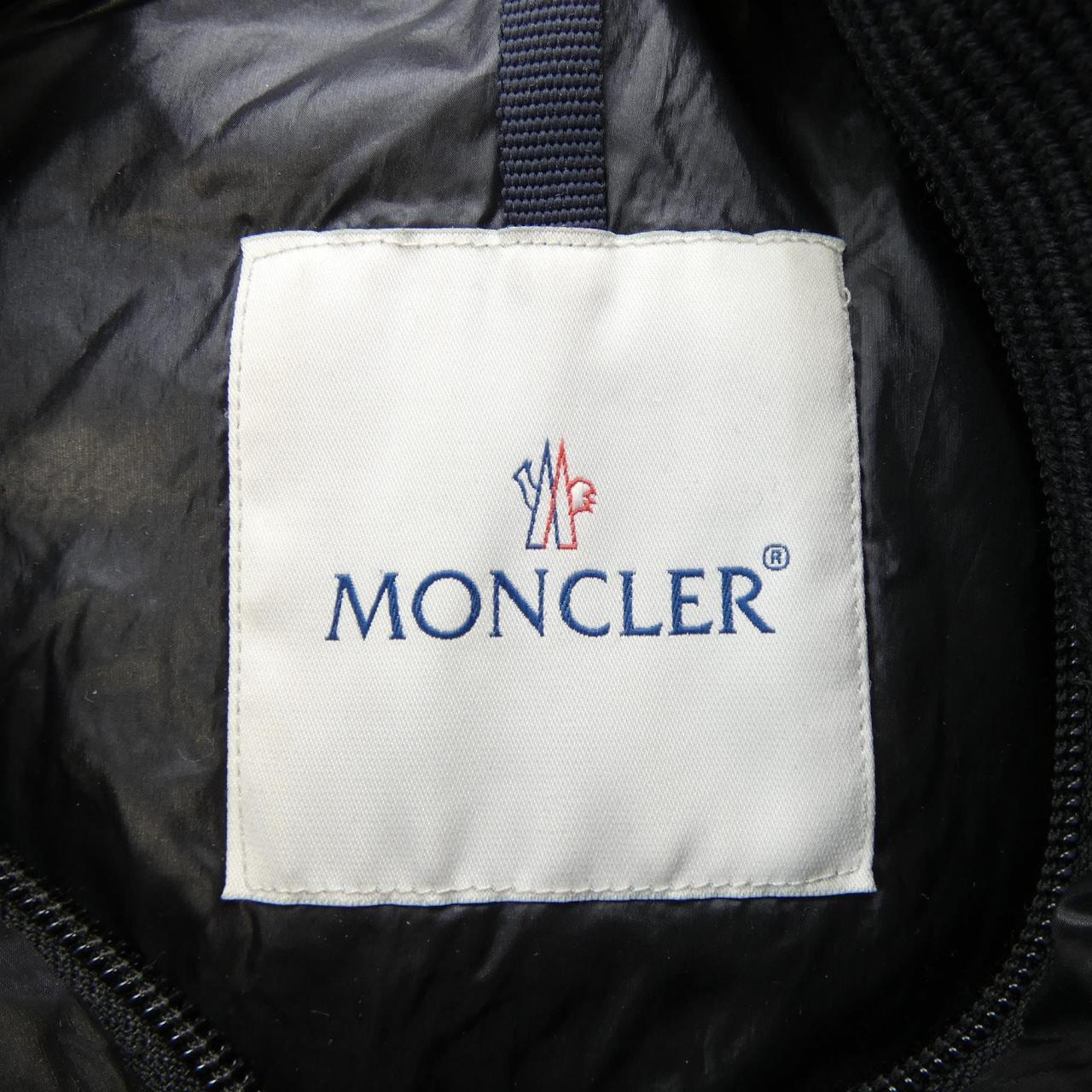 モンクレール MONCLER DUBBO ダウンジャケット