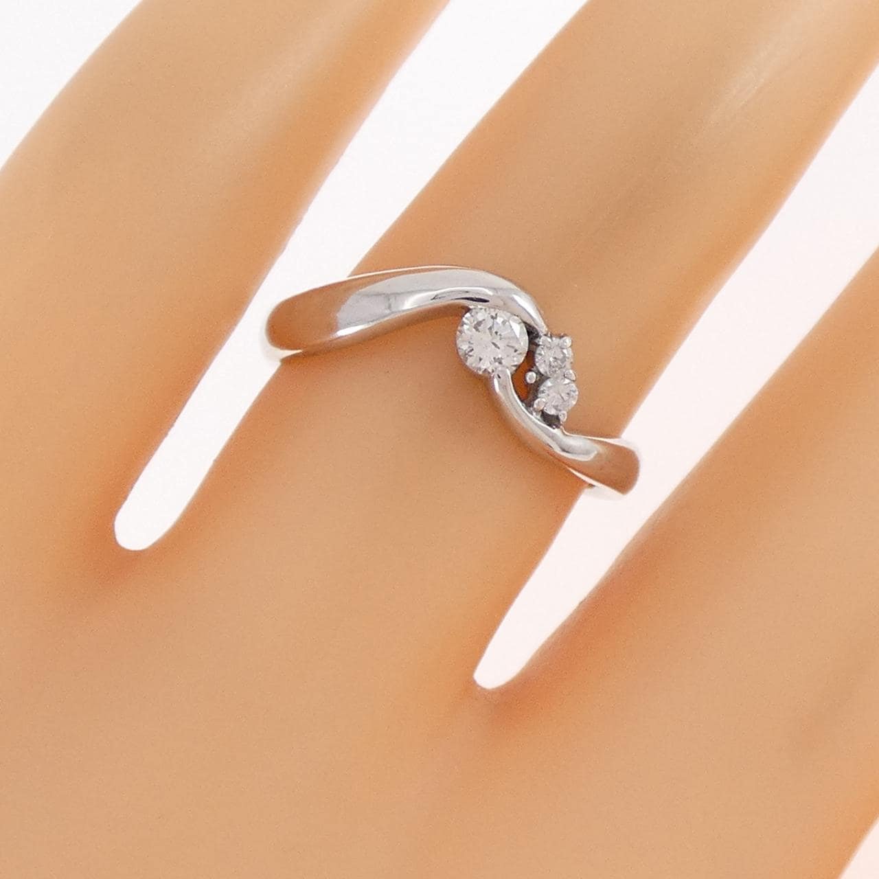 PT1000 ダイヤモンド リング 0.117CT