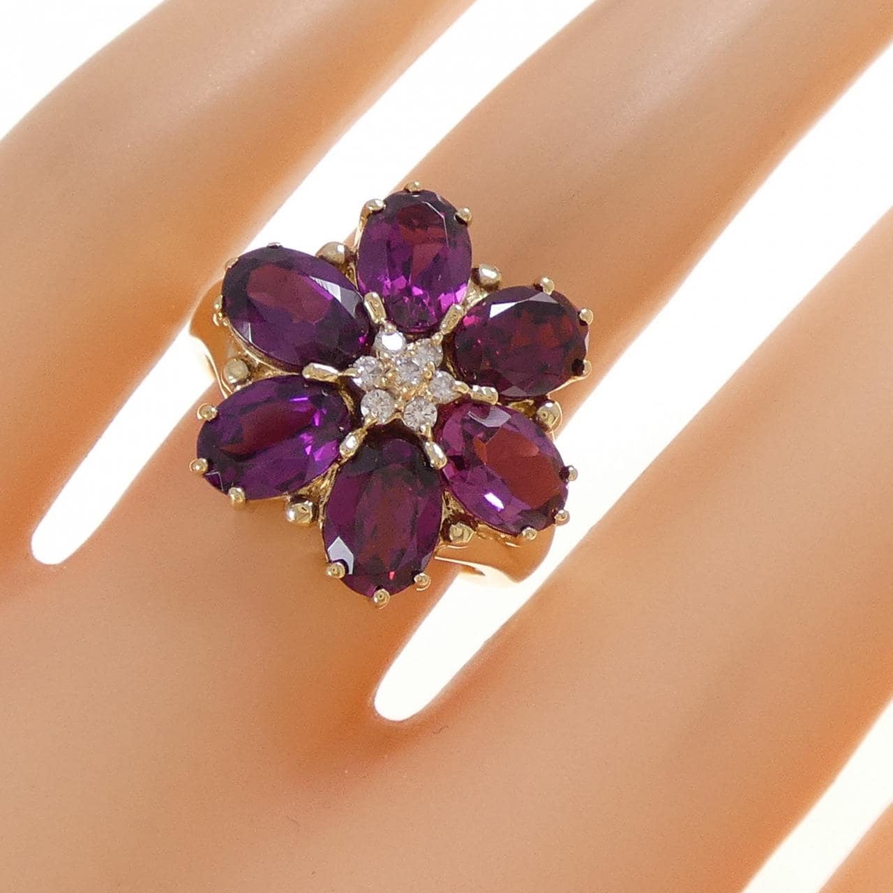 K18YG フラワー ガーネット リング 5.84CT