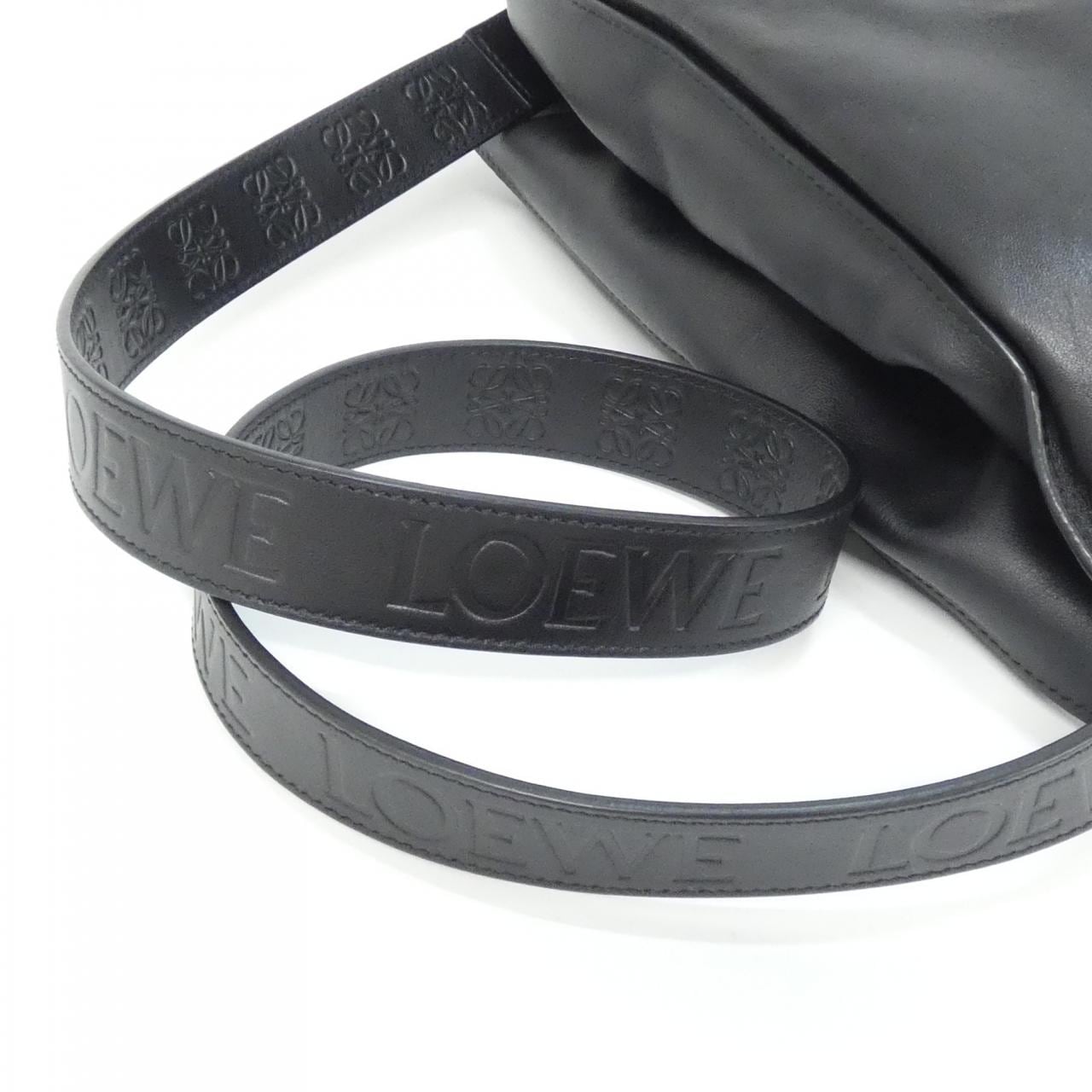 ロエベ パファー フラメンコ クラッチ A411FC1X67 バッグ