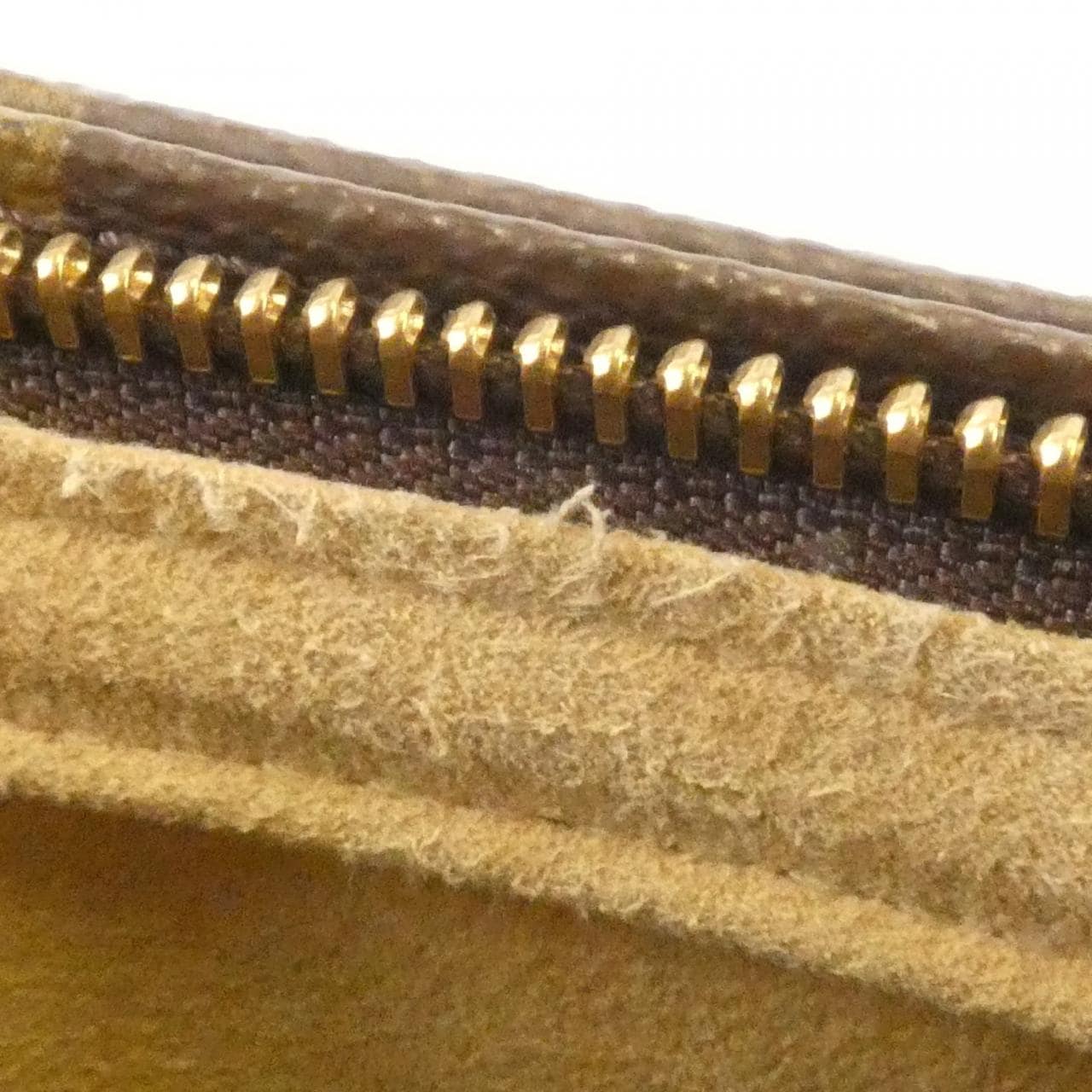 ルイヴィトン モノグラム ルーピング GM M51145 ショルダーバッグ