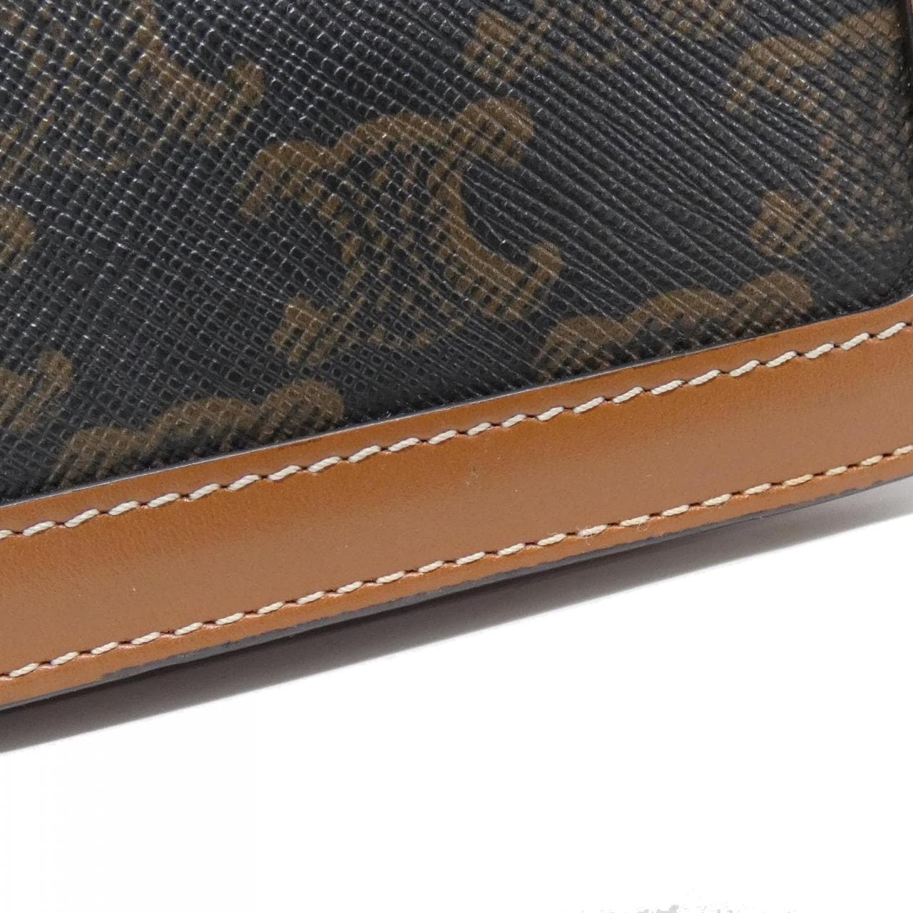 セリーヌ ティーン トリオンフ 188882BZ4 ショルダーバッグ