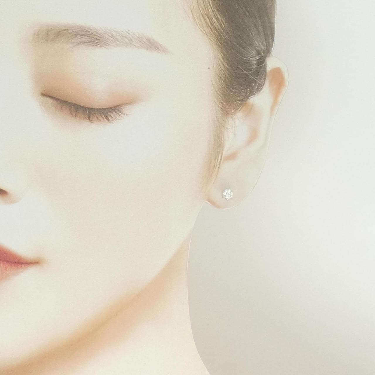 K14WG ソリティア ダイヤモンド ピアス 0.54CT