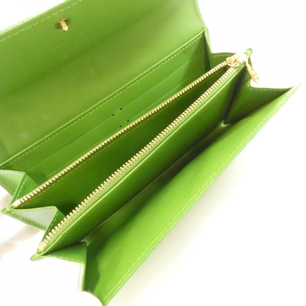 ルイヴィトン ヴェルニ ポルトフォイユ サラ M93635 財布