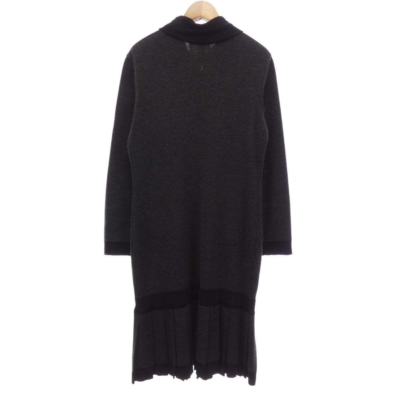 シャネル CHANEL 30837E92E90 ワンピース