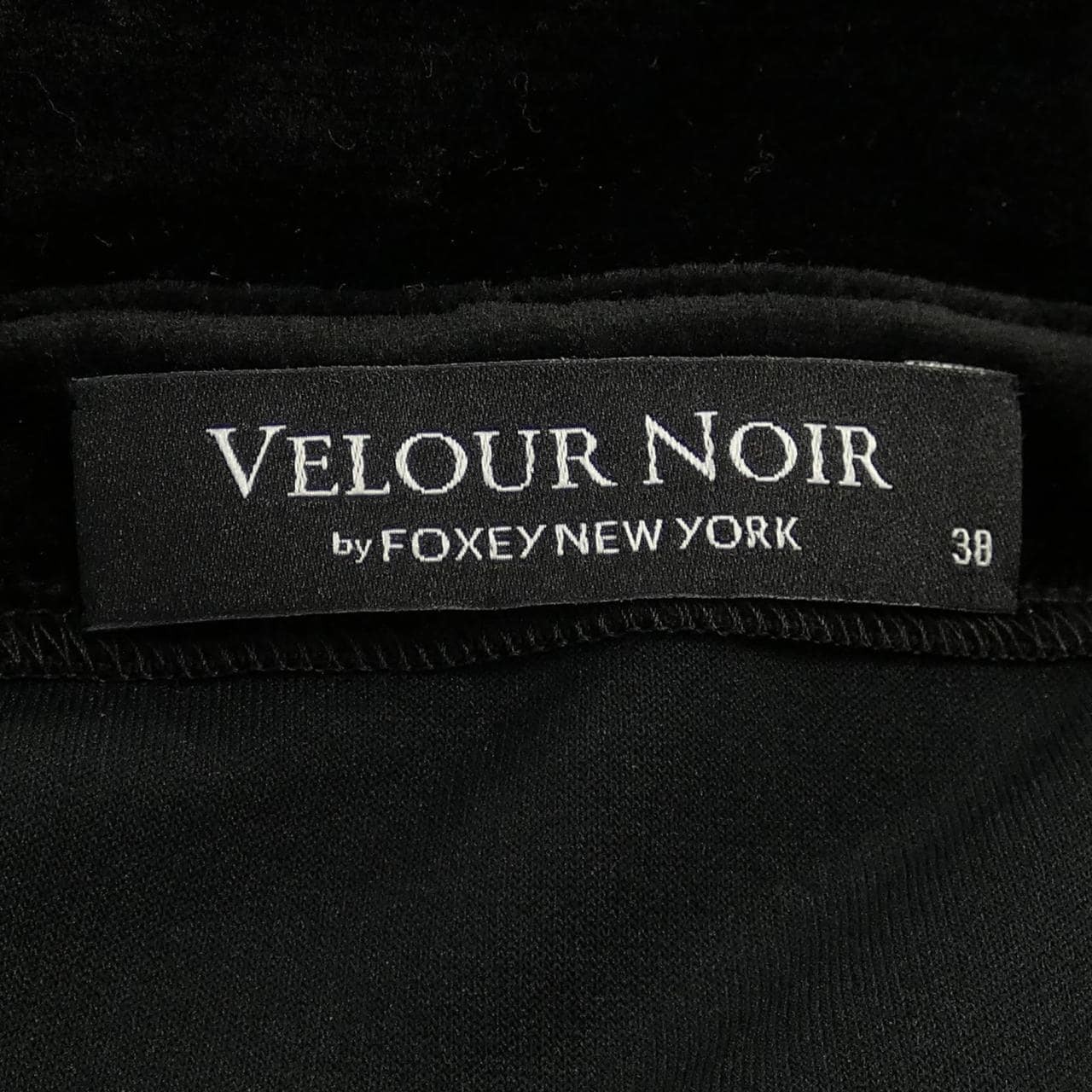 ヴェロアノワール VELOUR NOIR トップス