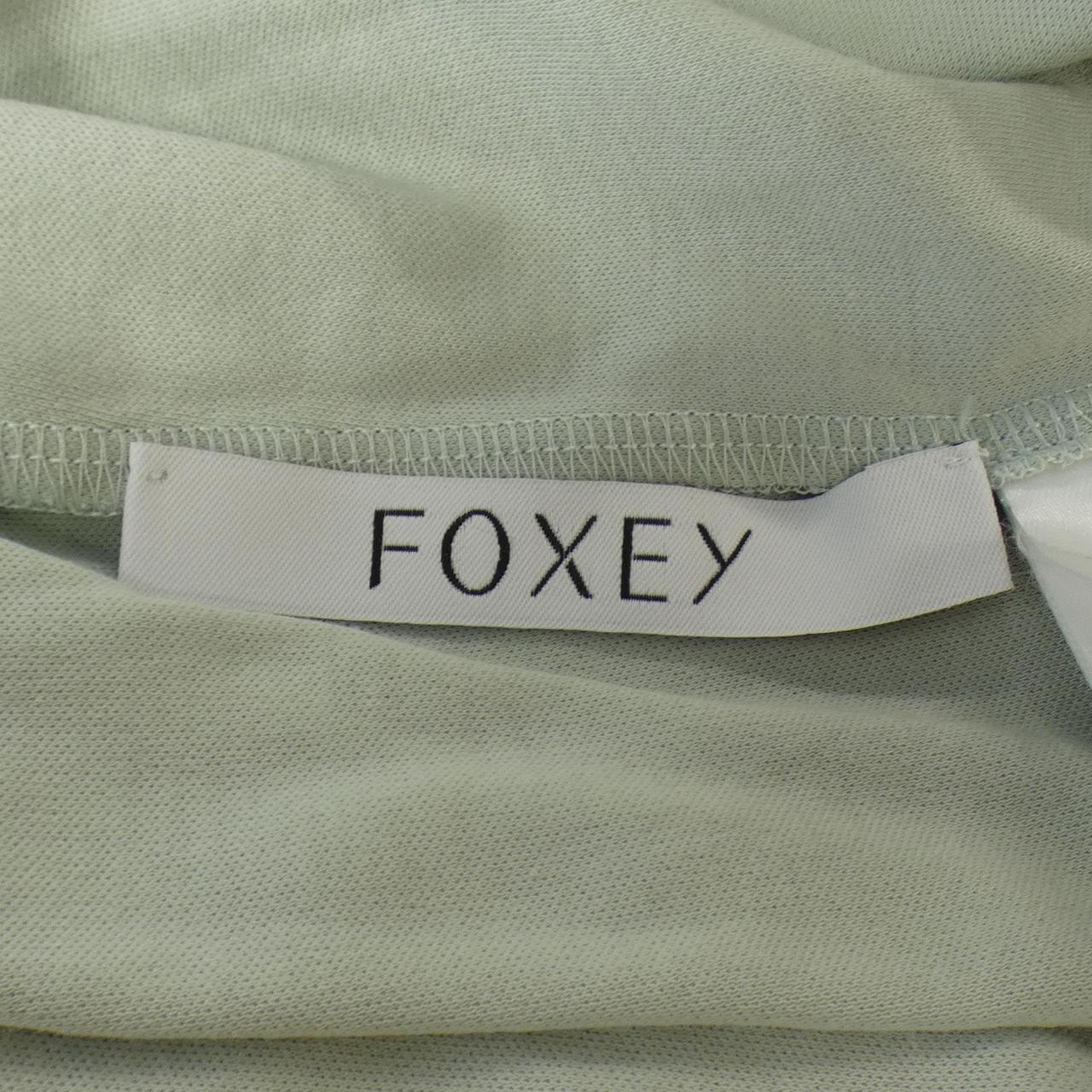 フォクシー FOXEY Tシャツ