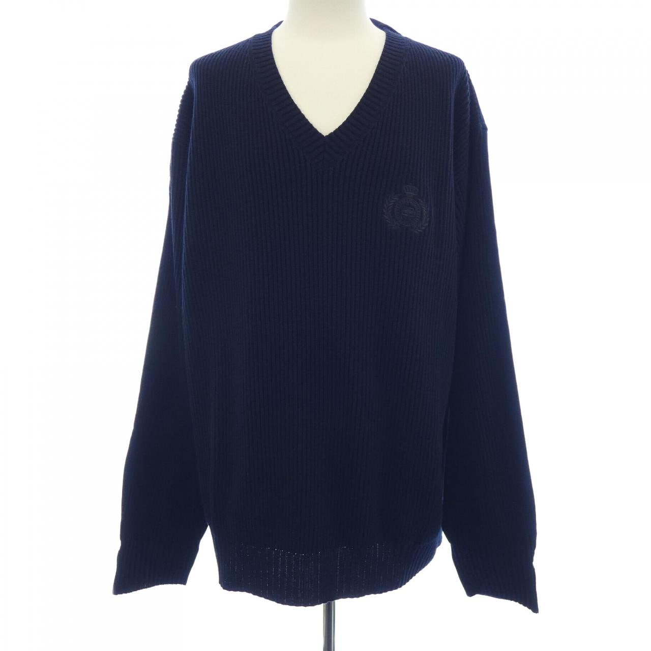 バレンシアガ BALENCIAGA 704271 T4130 トップス