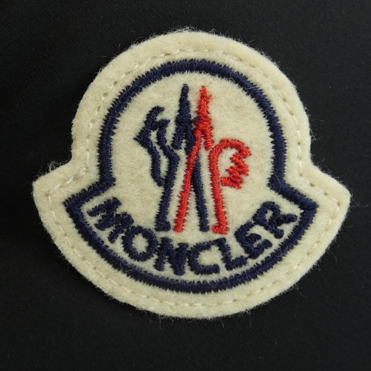 【新品】モンクレール MONCLER ダウンベスト