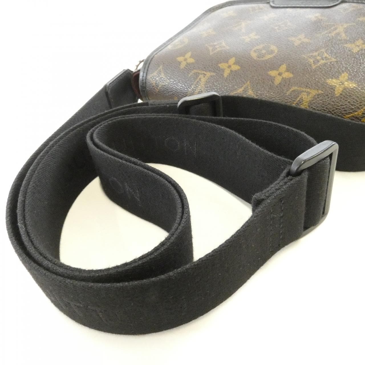 ルイヴィトン モノグラム マカサー バス PM M56717 ショルダーバッグ