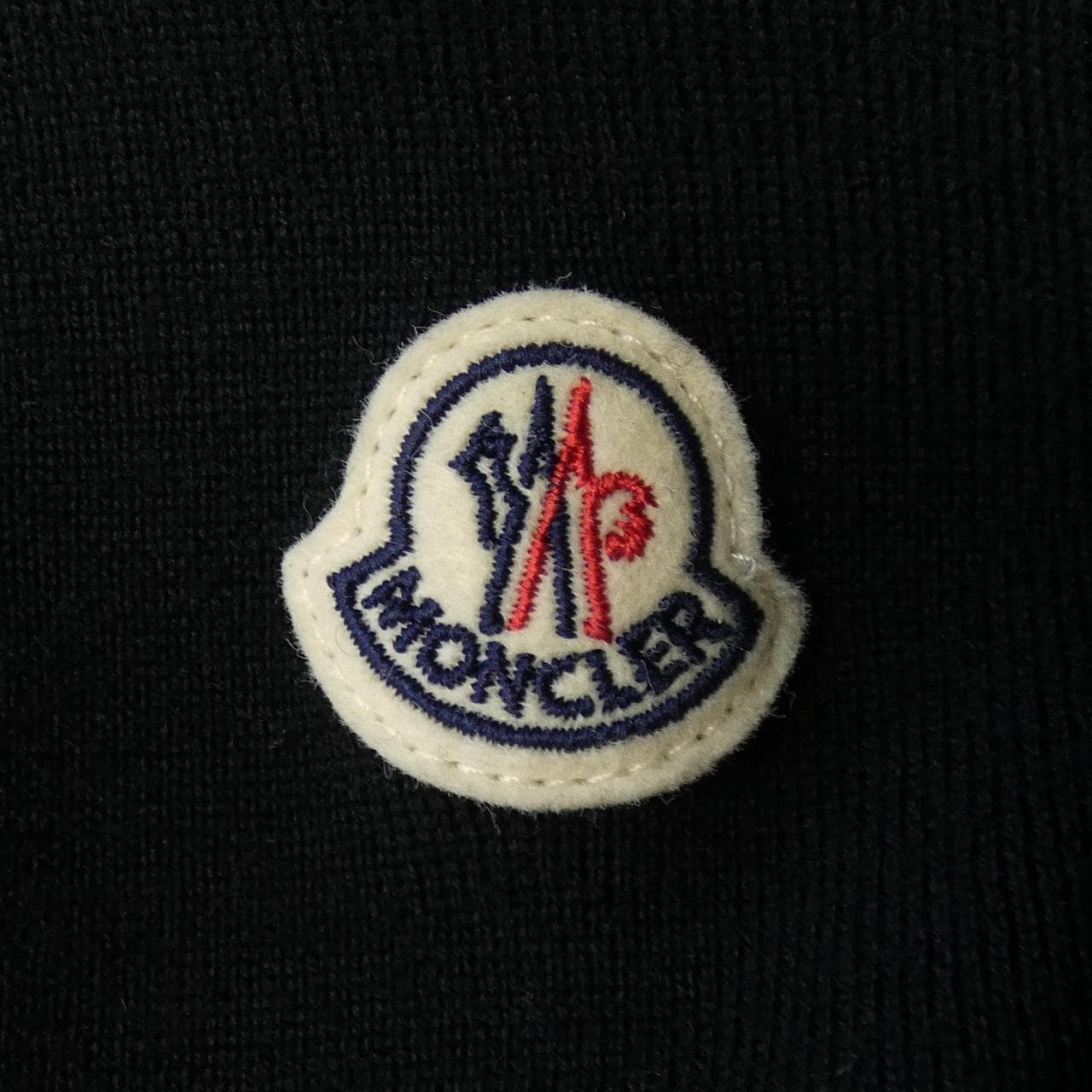 【新品】モンクレール MONCLER K20939B00023 ダウンジャケット