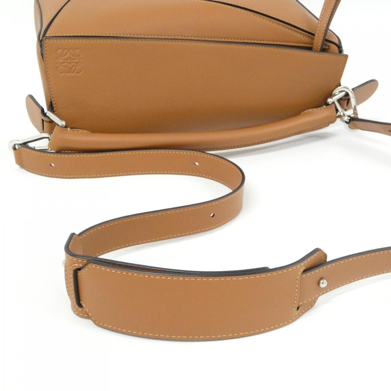 ロエベ パズル ミディアム 322 30 S20 バッグ